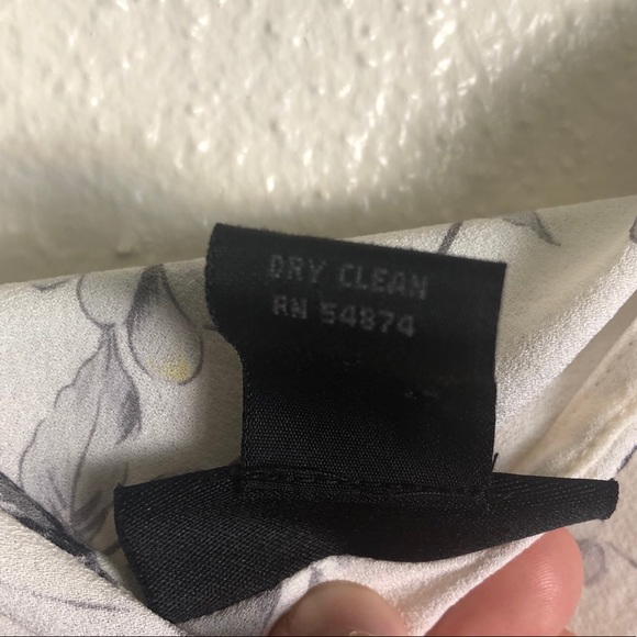 Limited Silk Floral Blouse with Flared Sleeves - Picture 5 of 5